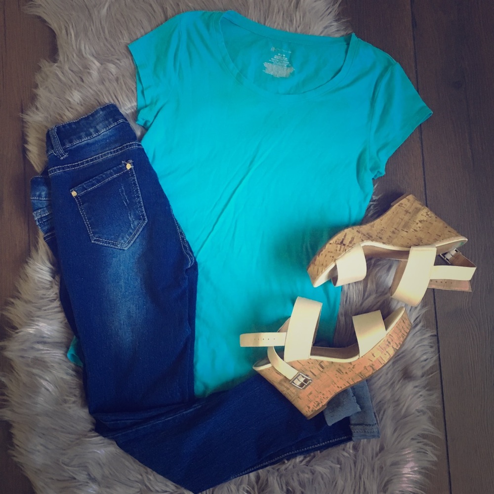 Blue tee